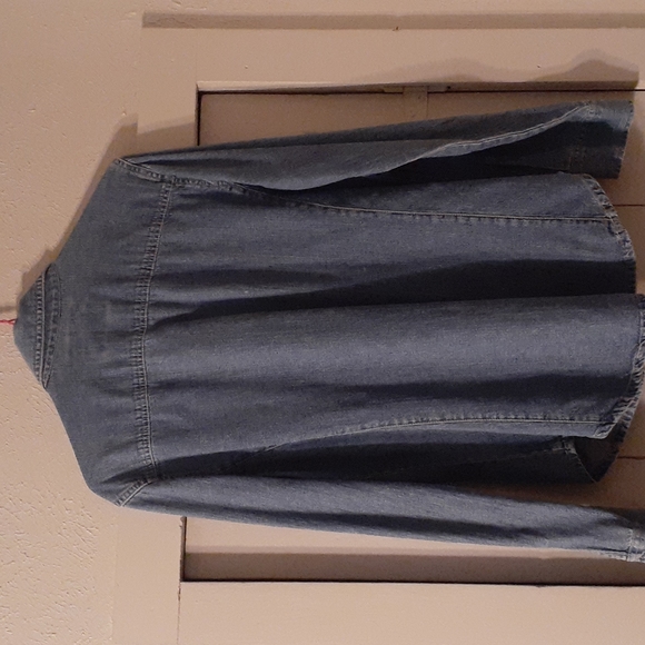 Levi Zippered Top - Picture 3 of 5